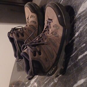 Oboz Sawtooth X Mens Hiking Boots Size 11M, Brown/Black